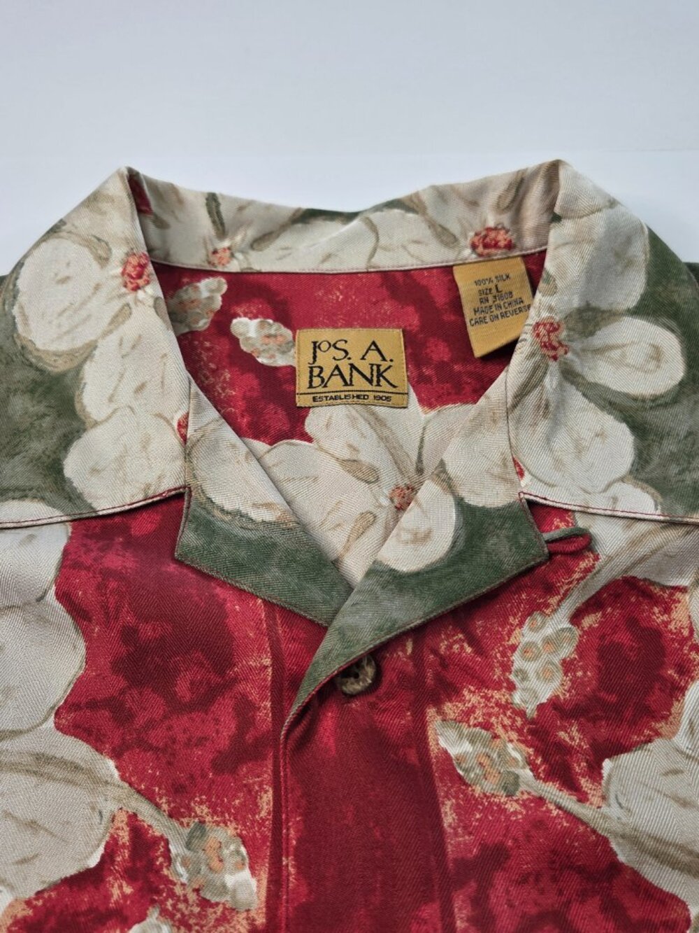 Jos A Bank Silk Hawaiian Shirt Men’s L Green Floral Short Sleeve Unique Modern